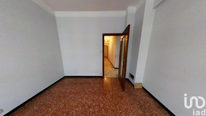 Apartamento em Génova