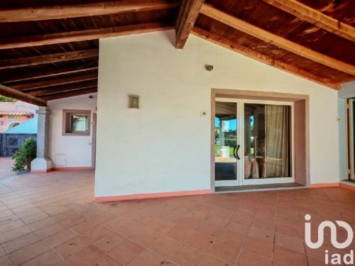 Local commercial à Arzachena