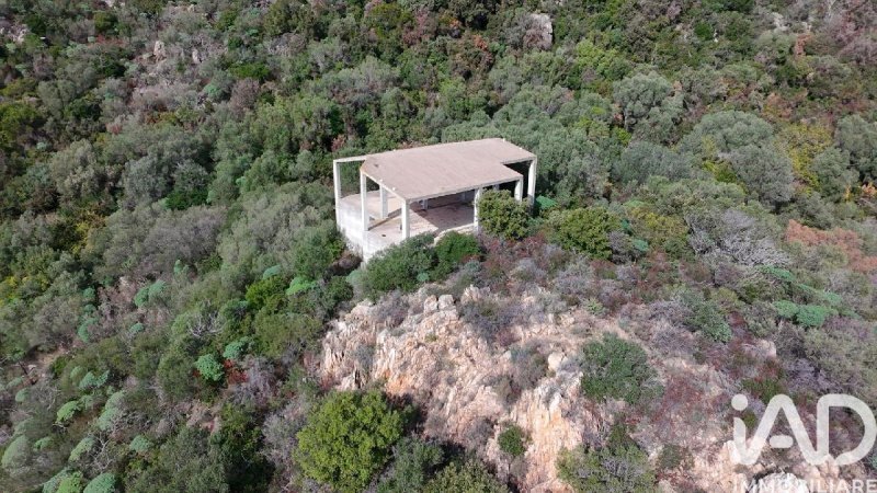 奧爾比亞乡间房屋