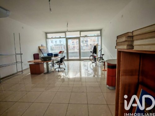 Zakelijk onroerend goed in Olbia