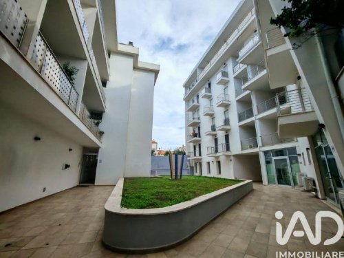 Immobile commerciale a Olbia