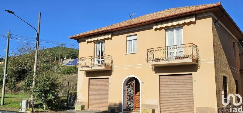 Villa i Garlenda