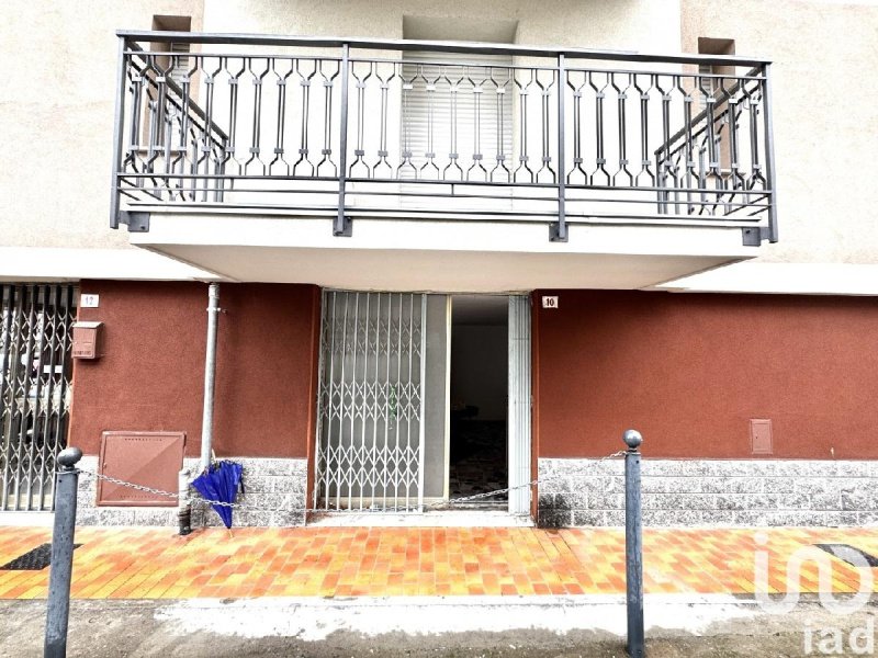 Immobile commerciale a Borghetto Santo Spirito