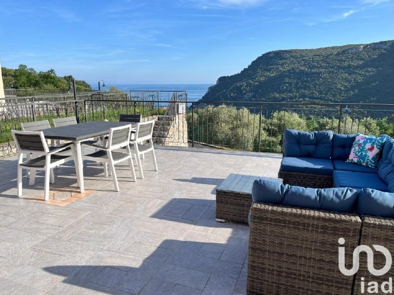 2 Bedrooms Semi-detached house for sale in Finale Ligure [802476] | Gate-away®