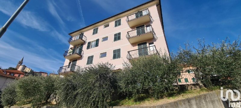 Apartment in Serra Riccò