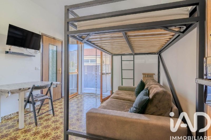 Apartamento em Borghetto Santo Spirito