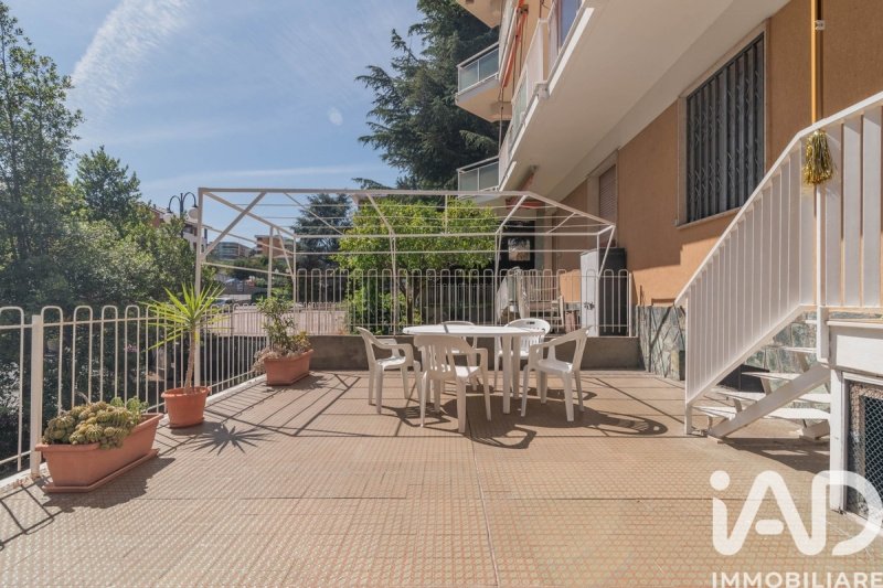 Apartamento en Ceriale
