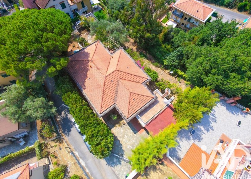 Villa i Ceriale