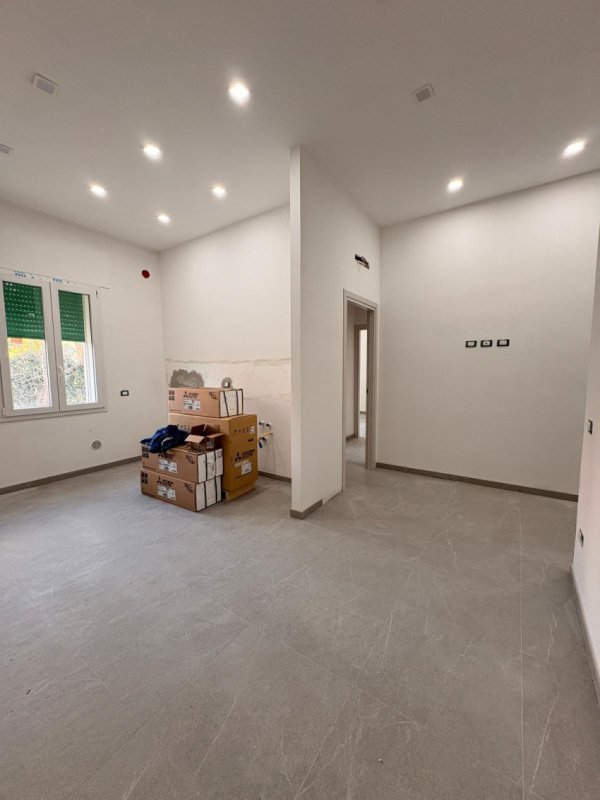 Appartement à Cascina