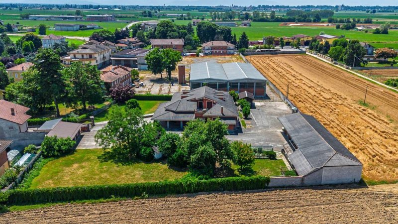 Villa en Caramagna Piemonte