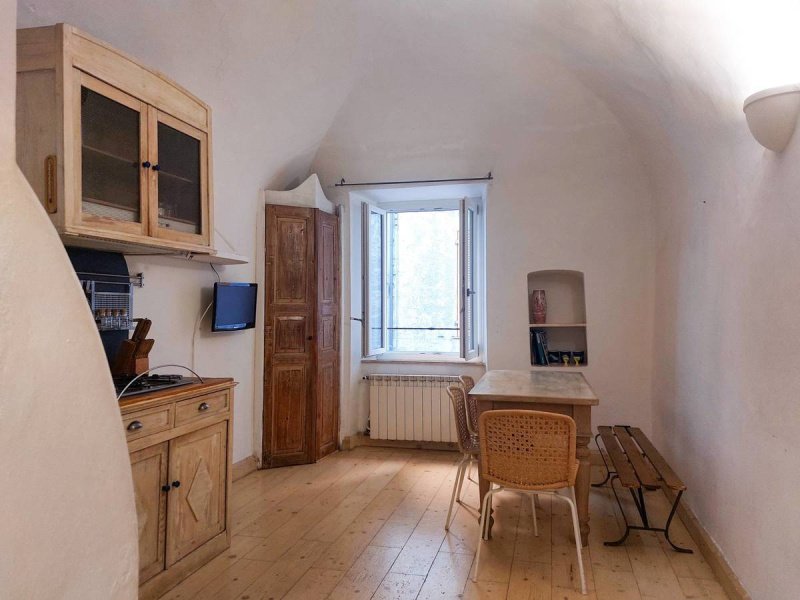 斯波托尔诺公寓