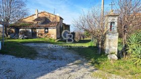 Casa di campagna a Saludecio