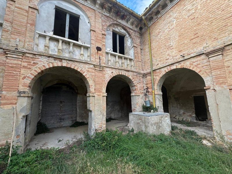 Casa indipendente a Pesaro