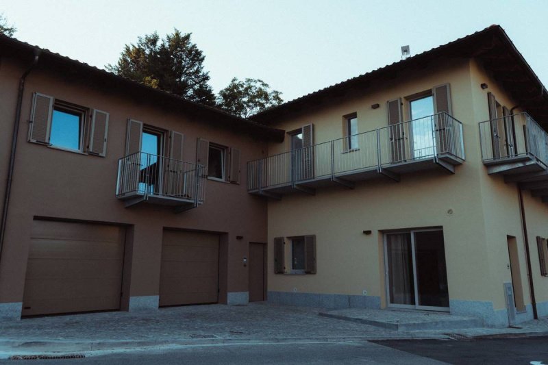 Многоквартирный дом в Монфорте-д'Альба