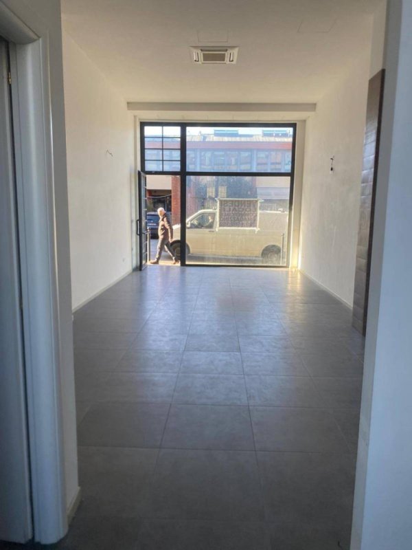 Immobile commerciale a Cattolica