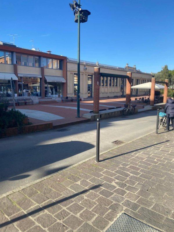 Immobile commerciale a Cattolica