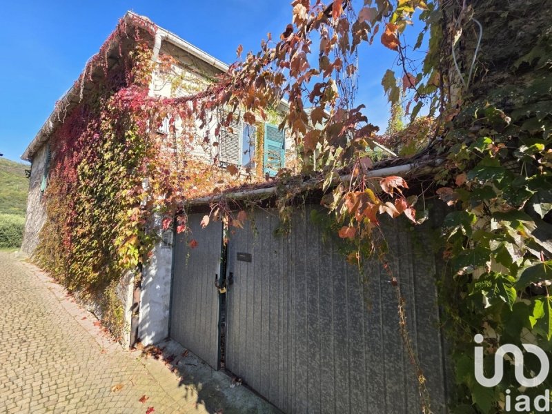 Maison de campagne à Quiliano