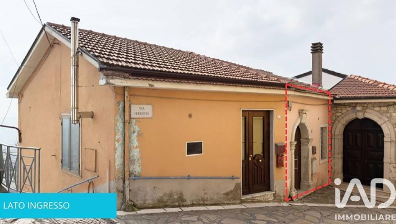 Casa indipendente a Greci