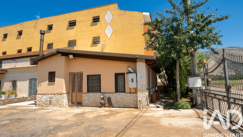 Casa independente em Acerra