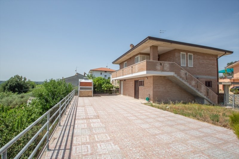 Villa a Tollo