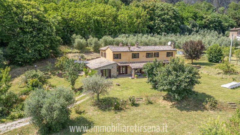 Отдельно стоящий дом в Орвието