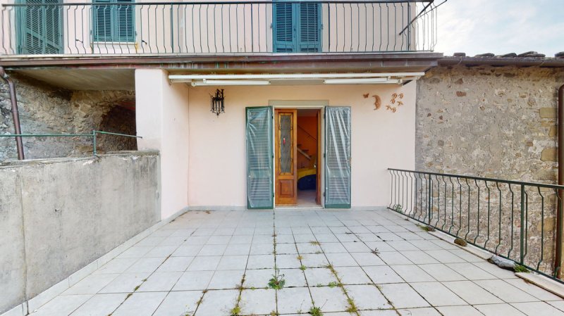 Semi-detached house in Bagni di Lucca