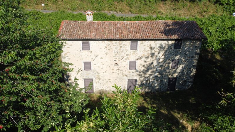 Vrijstaande woning in Barga