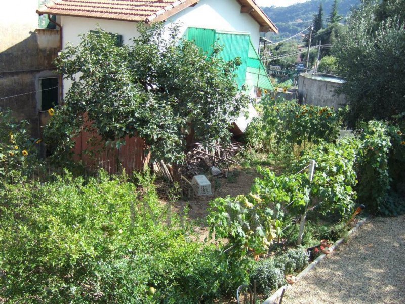 Half-vrijstaande woning in Ventimiglia