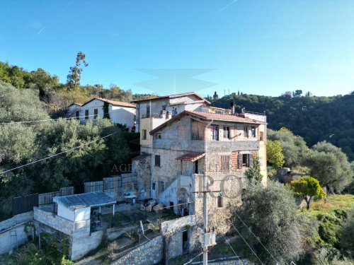 Doppelhaushälfte in Camporosso