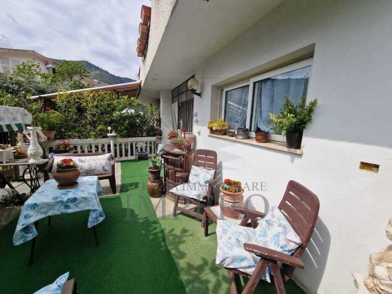 Half-vrijstaande woning in Ventimiglia