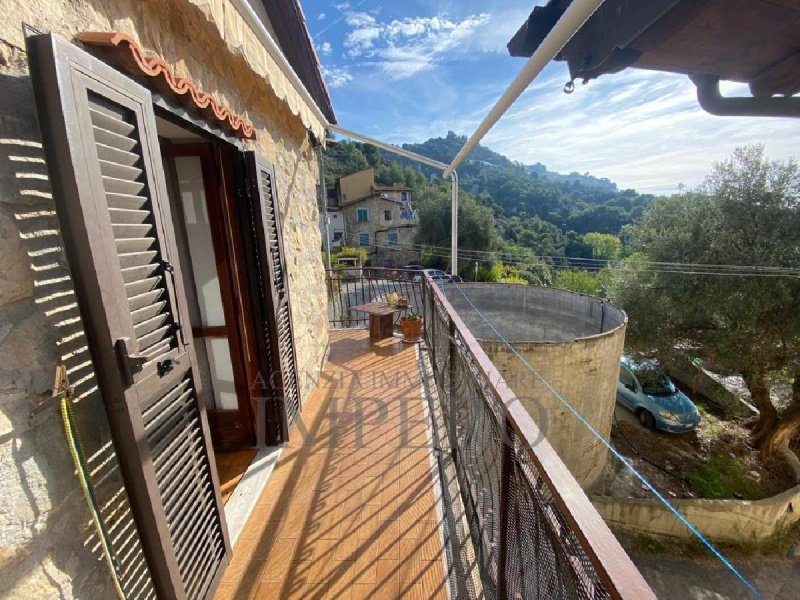 Half-vrijstaande woning in Ventimiglia