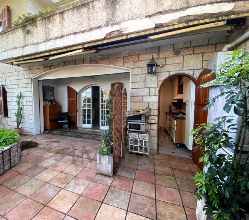 Semi-detached house in Bordighera