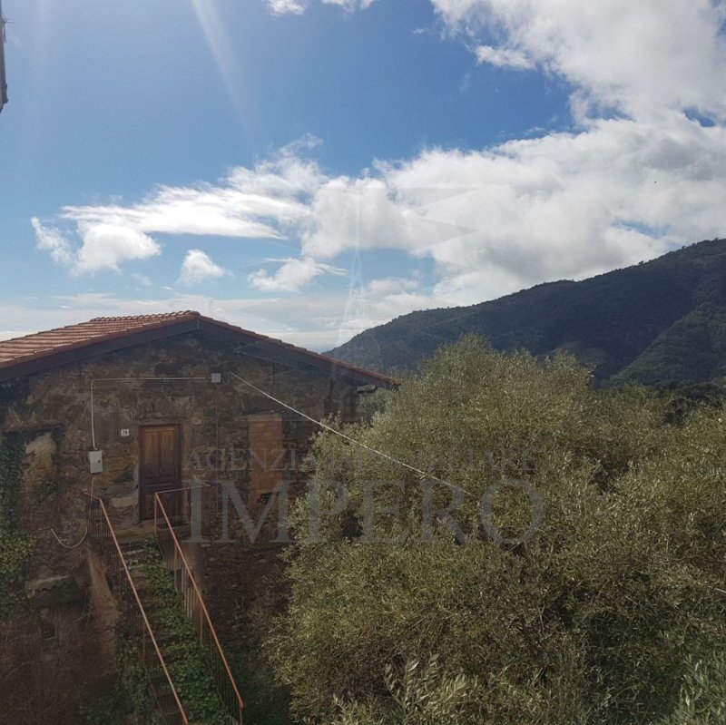 Casa geminada em Ventimiglia