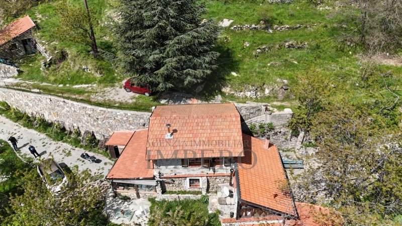 Villa i Castel Vittorio