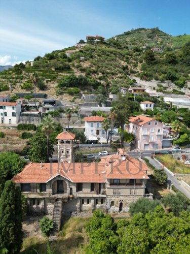 Moradia em Ventimiglia