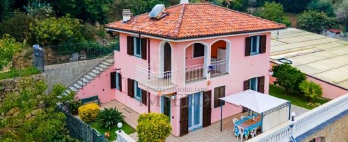 Villa in Camporosso