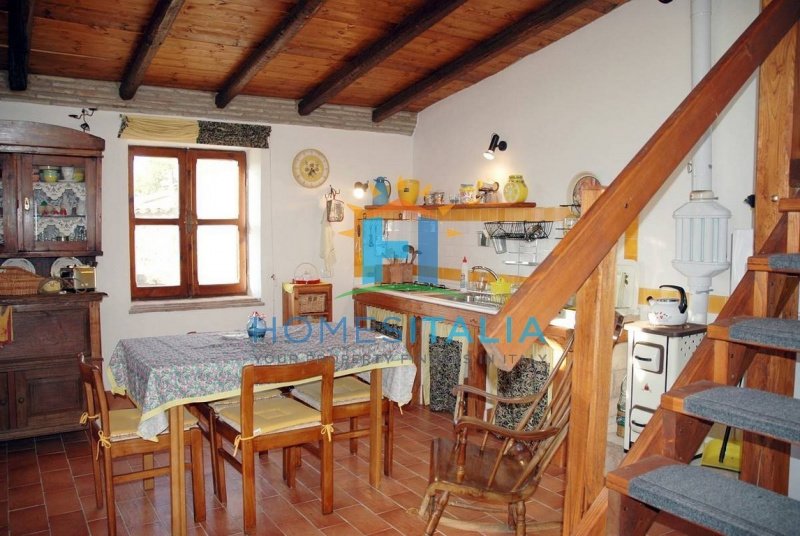 Hus på landet i Civitella d'Agliano
