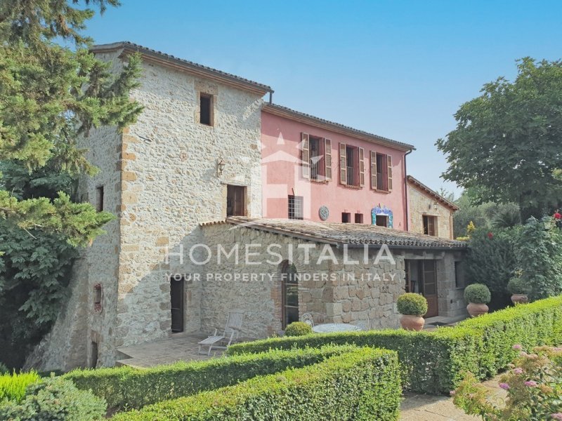 Casa histórica en Castiglione in Teverina