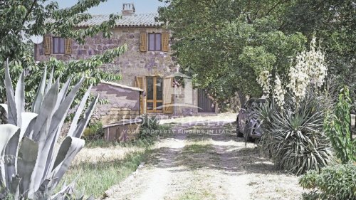 Klein huisje op het platteland in Castiglione in Teverina