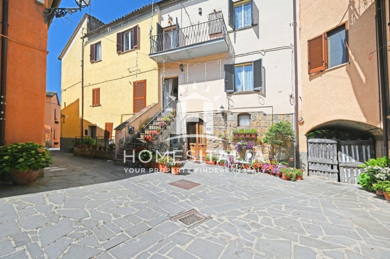 Detached house in Lubriano