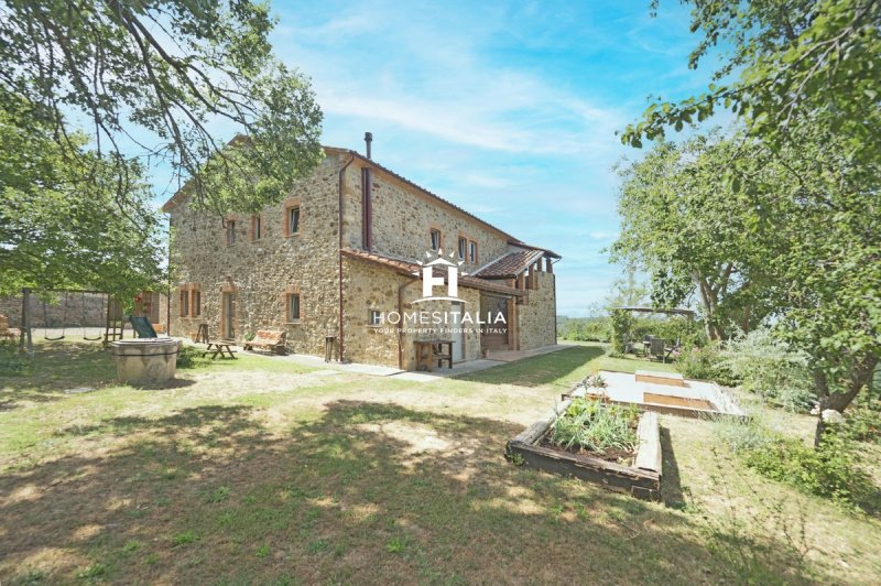 Country house in Acquapendente