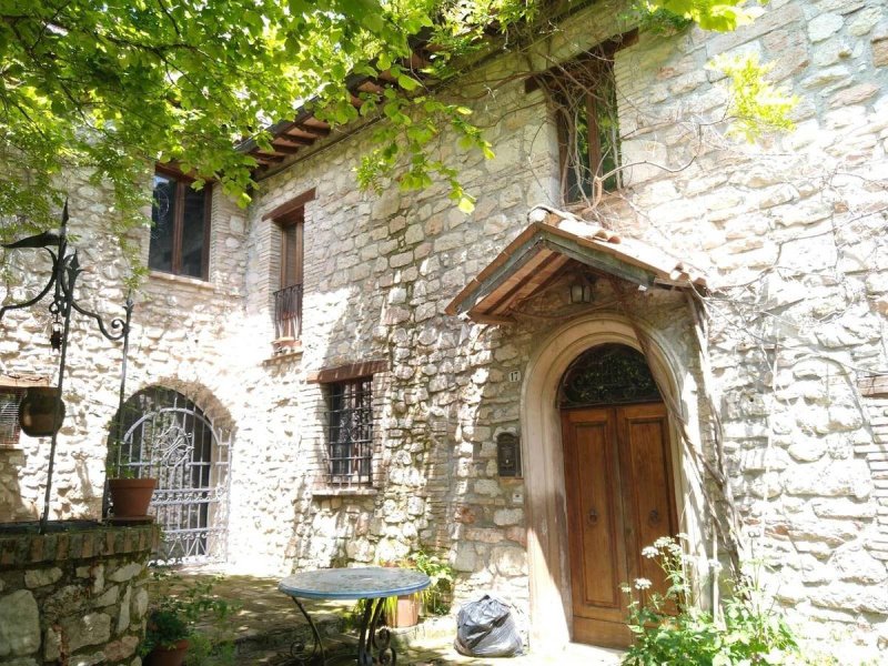 Farmhouse in Monte Cavallo