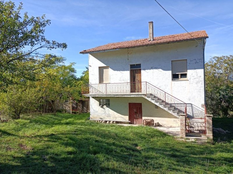 Maison individuelle à San Severino Marche