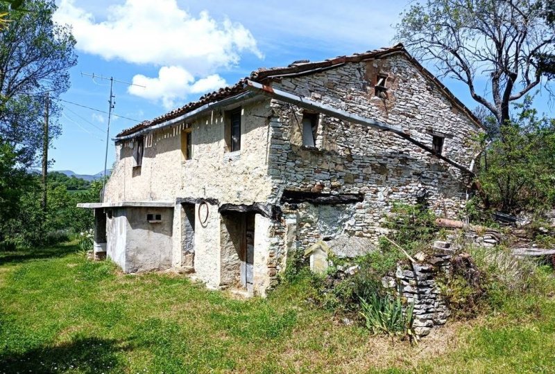 Casa a San Severino Marche