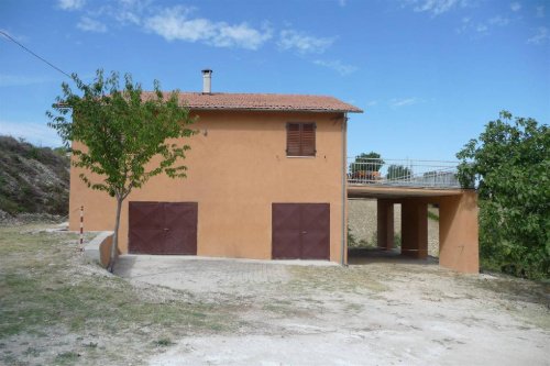 Detached house in San Severino Marche