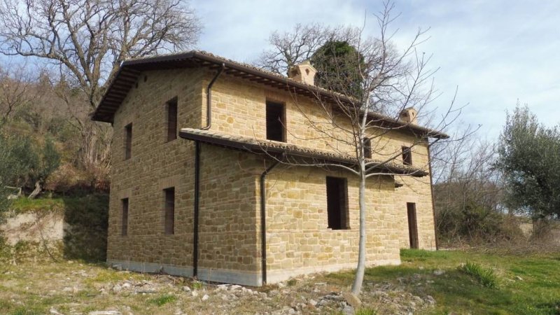 Farmhouse in San Severino Marche