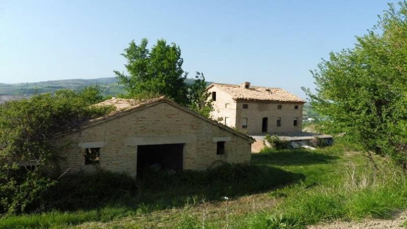 Farmhouse in San Severino Marche