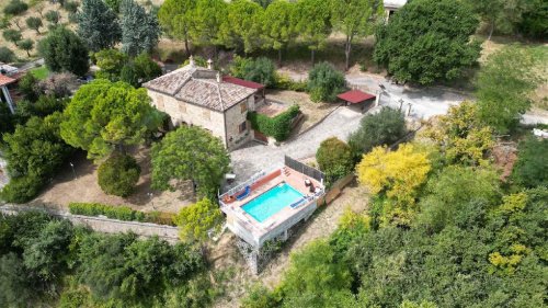 Villa in San Severino Marche