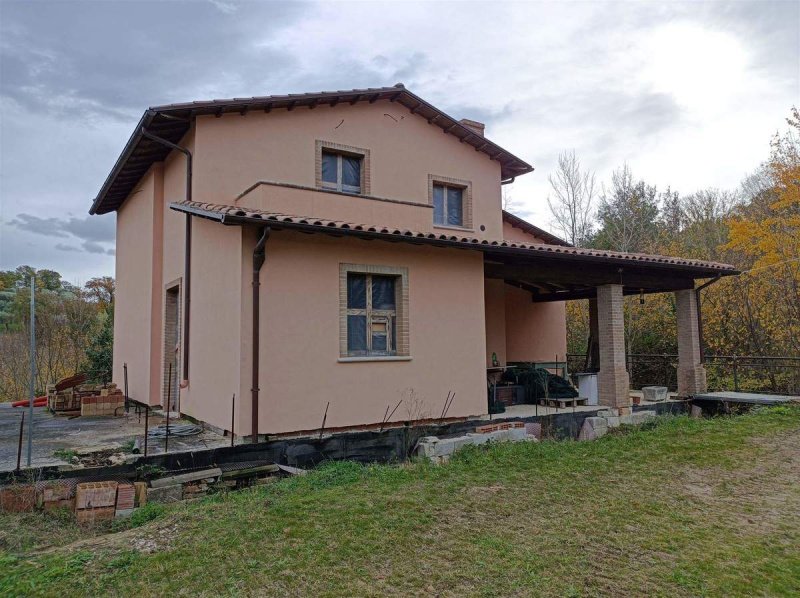 Villa in San Severino Marche