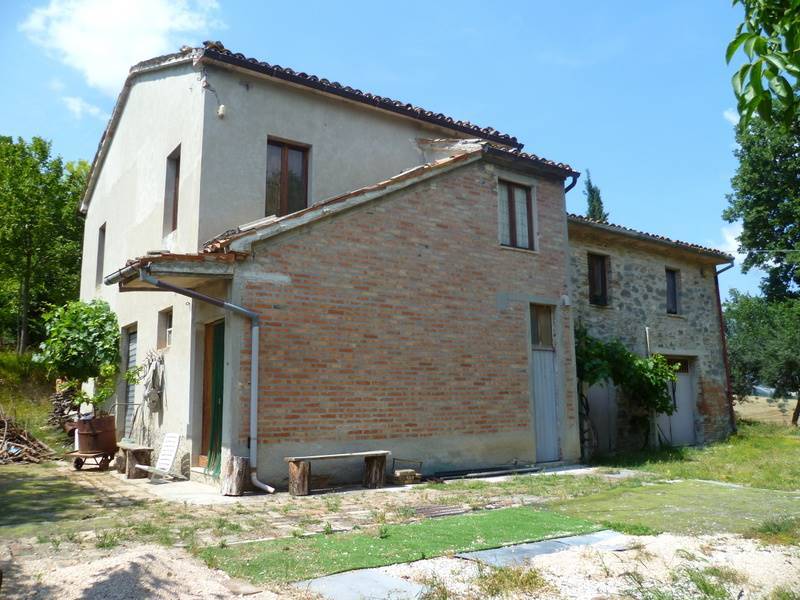 Vrijstaande woning in San Severino Marche